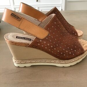 Pikolino’s Bali Wedge Sandal, Cognac, NWOT, Size 39